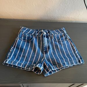 Pacsun - Mom shorts (Size 25)